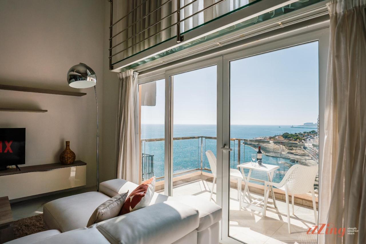 Scenic Seafront Duplex Apartment In Sliema Buitenkant foto